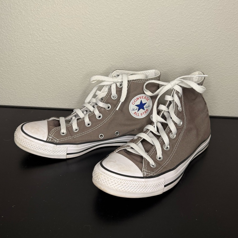 Converse Grey High Top Sneakers Women 8 Men 6